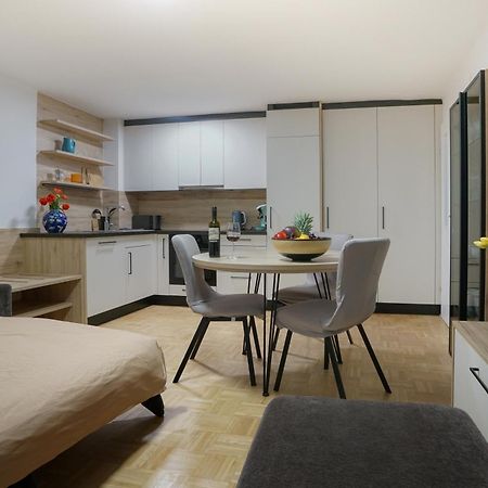 Modern Apartment, Full Kitchen, For 6 Гмунден Екстериор снимка